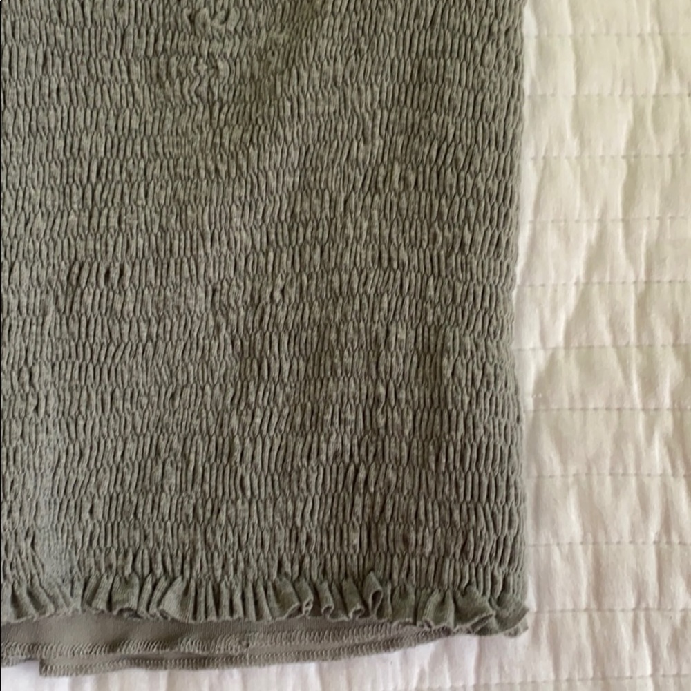 Top - Picture 2 of 3